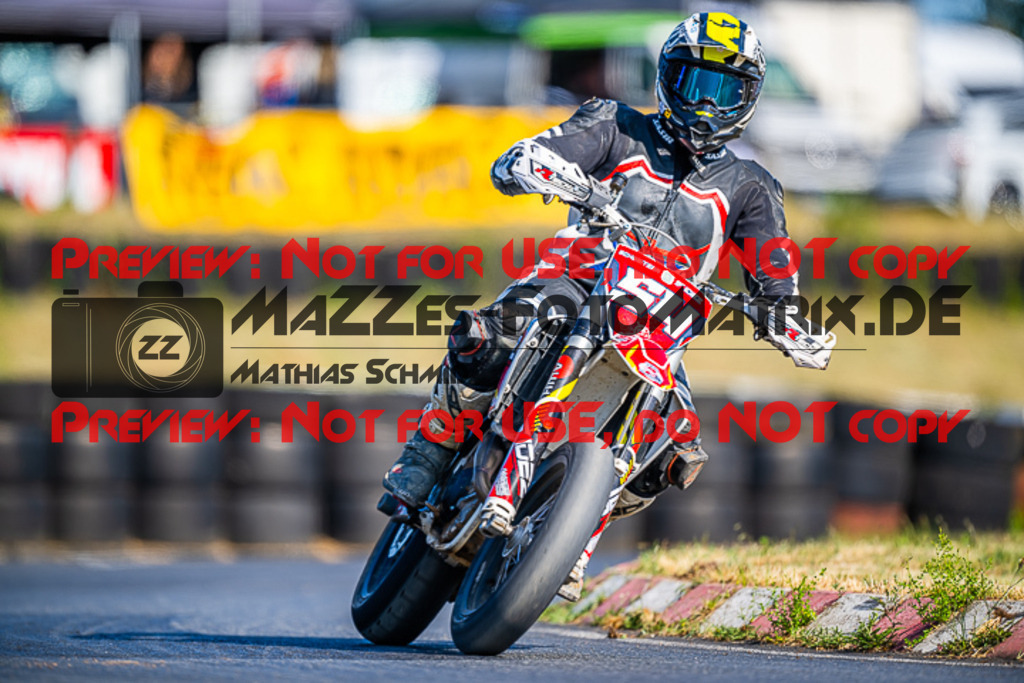 MaZZes_FotoMatrix_220529_5127 | Fotograf Mathias Schmid
Sportfotograf,
Eventfotograf,
Hochzeitsfotograf,
Portraitfotograf