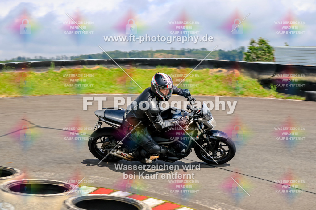 _TCM3249 | Hier findet Ihr Bilder von Touristenfahrten auf der Nürburgring Nordschleife oder von anderen Veranstaltungen die ich besucht habe. Viel Spass beim Durch Schauen 