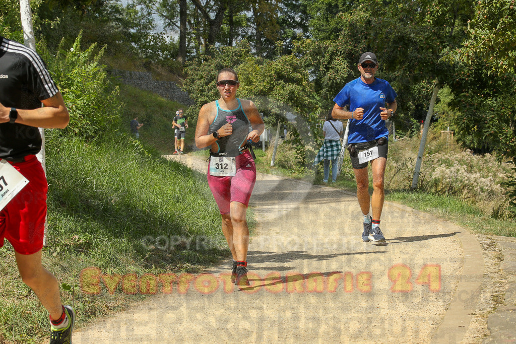 250824_1334_EX1_2867 | Sportfotografie im Rhein-Sieg Kreis, Köln, Bonn, NRW, Rheinland Pfalz, Hessen, etc. Unser Tätigkeitsfeld umfasst den Laufsport vom Volkslauf über den Marathon, Duathlon, Triathon bis zum Ultralauf wie Kölnpfad Ultra oder Schindertrail.