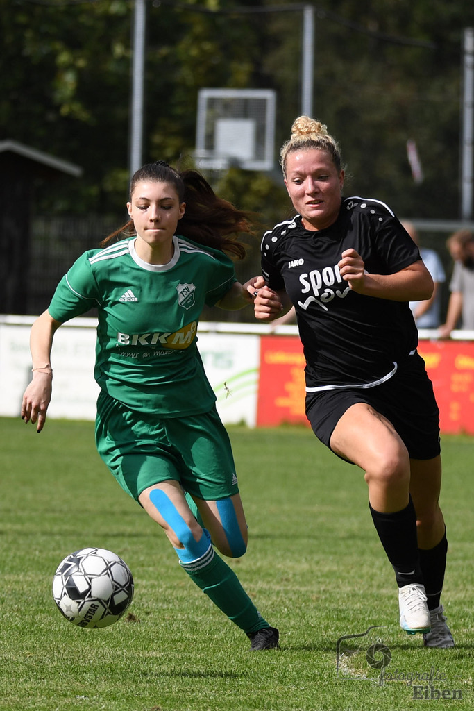 SG am Meer-TSV Abbehausen | Frauen Bezirksliga Nord; SG am Meer (schwarz)-TSV Abbehausen (grün) am 13.08.2023; in Gristede (), Photo: Philip Eiben 2023 - Realisiert mit Pictrs.com