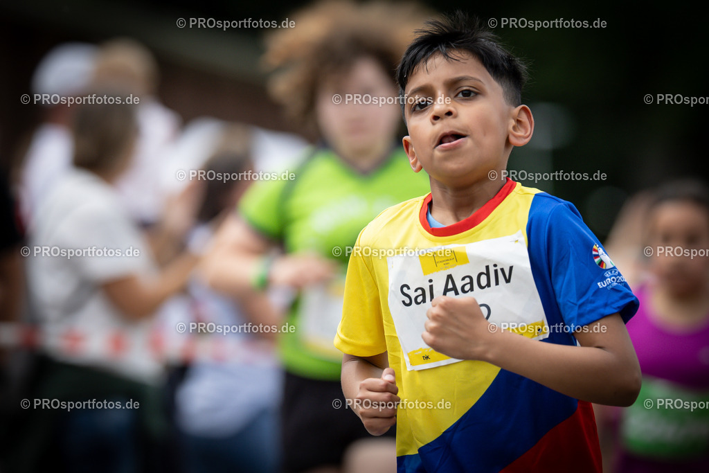 Stadionlauf Köln, 26.05.2024 | Impressionen von Stadionlauf Köln am 26.05.2024 rund um das RheinEnergie-Stadion in Koeln-Müngersdorf.