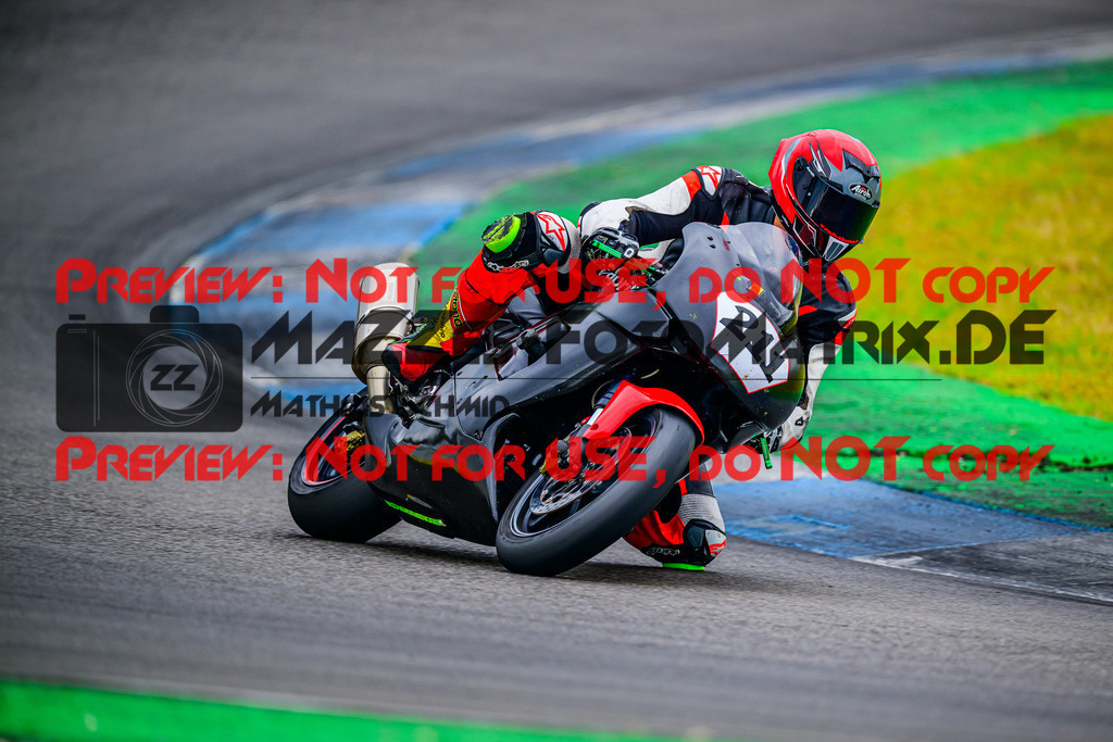 MaZZes_FotoMatrix_240614_6007705_3742 | GELB