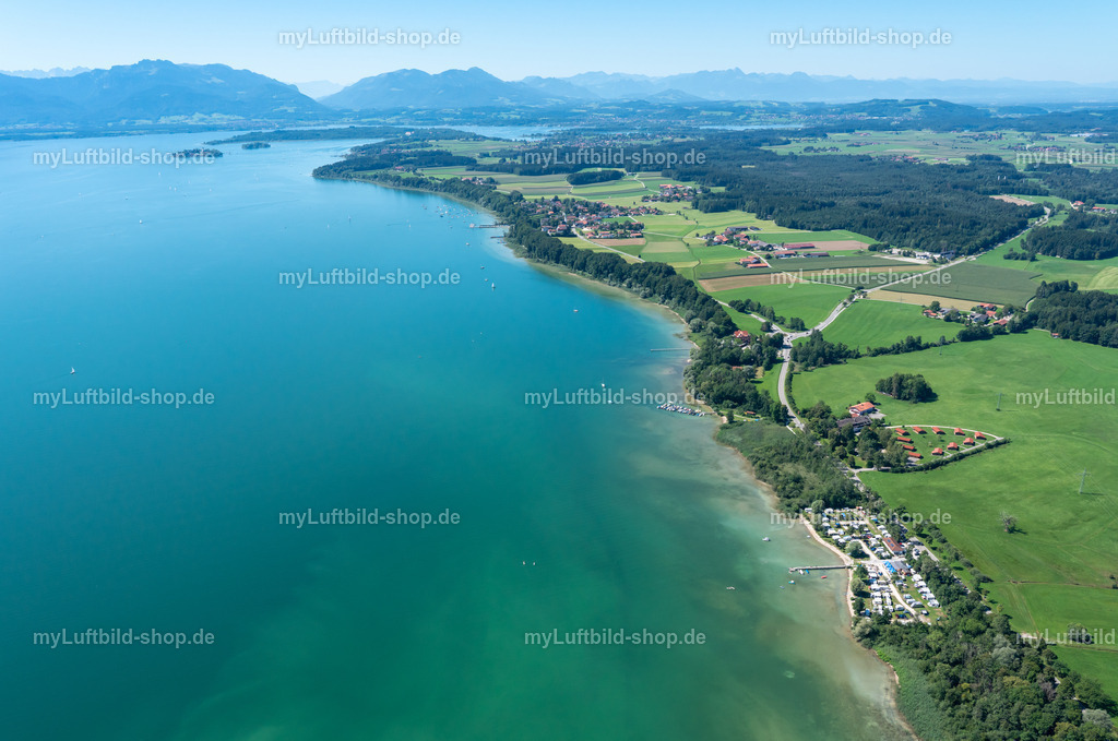 luftbild-malerwinkel-chiemsee-bruno-kapeller-2 | Großformatige Luftbilder für Ihre Werbung als Download oder Print-Produkt. Luftaufnahmen zur Bewertung beim Kauf einer Immobilie, Grundstück. Baudokumentation vom Haus oder Gewerbegebietes. - Realisiert mit Pictrs.com