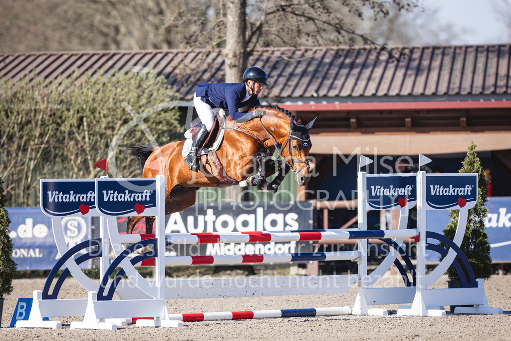 250408_Mühlen_SprPf-A2-236 | Deine schönsten Turniermomente als professionelle Fotos! Entdecke hochwertige Pferdesport-Fotografie im Online-Shop. Jetzt Fotos finden & bestellen!