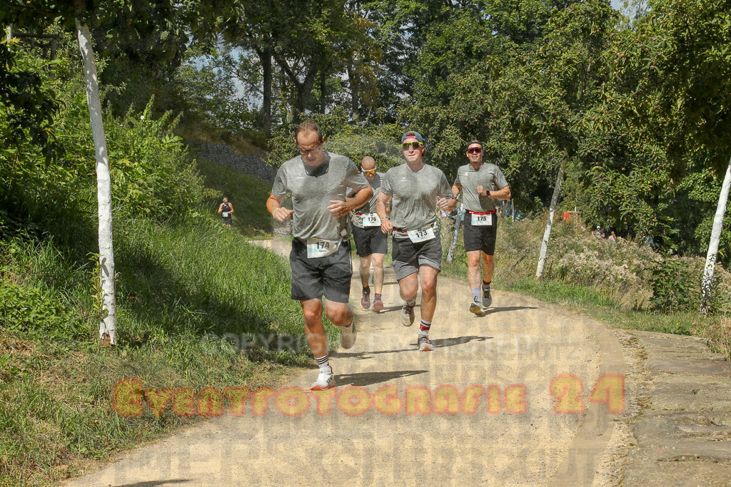 250824_1247_EX1_0515 | Sportfotografie im Rhein-Sieg Kreis, Köln, Bonn, NRW, Rheinland Pfalz, Hessen, etc. Unser Tätigkeitsfeld umfasst den Laufsport vom Volkslauf über den Marathon, Duathlon, Triathon bis zum Ultralauf wie Kölnpfad Ultra oder Schindertrail.