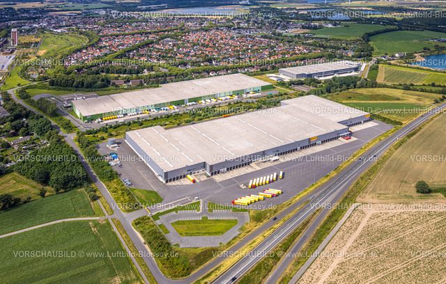 Kamp-Lintfort240705637 | Luftbild, duisport logport IV, Logistik Gewerbegebiet, E-Commerce-Unternehmen Chal-Tec Fulfillment GmbH, Poco Logistik Zentrum, Norddeutschlandstraße, Bohnen Logistik am Vinnmannsweg, Ortsansicht Kamp-Lintfort Süd, Lintfort, Kamp-Lintfort, Ruhrgebiet, Nordrhein-Westfalen, Deutschland