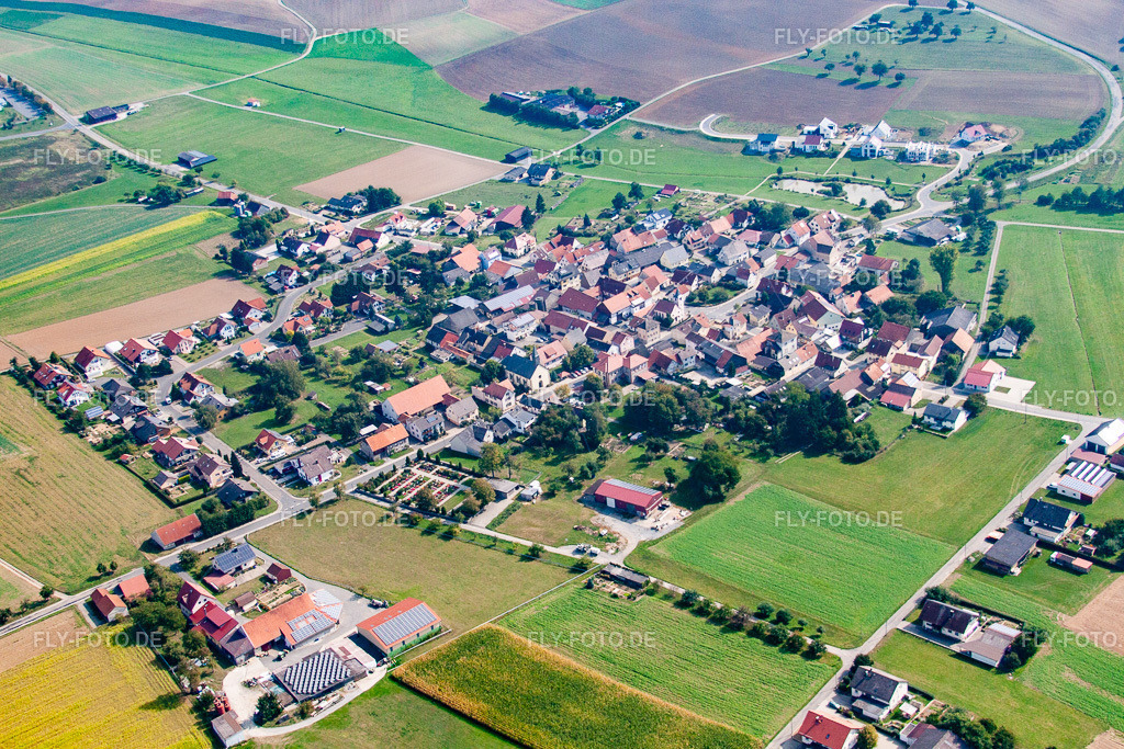 Ortsansicht | Luftbild: Ortsansicht im Ortsteil Windischbuch in Boxberg im Bundesland Baden-Württemberg in Deutschland. Foto: IMG_45642-1689.jpg vom 25.09.2011 durch Werner Riehm/FLY-FOTO.de - Realisiert mit Pictrs.com