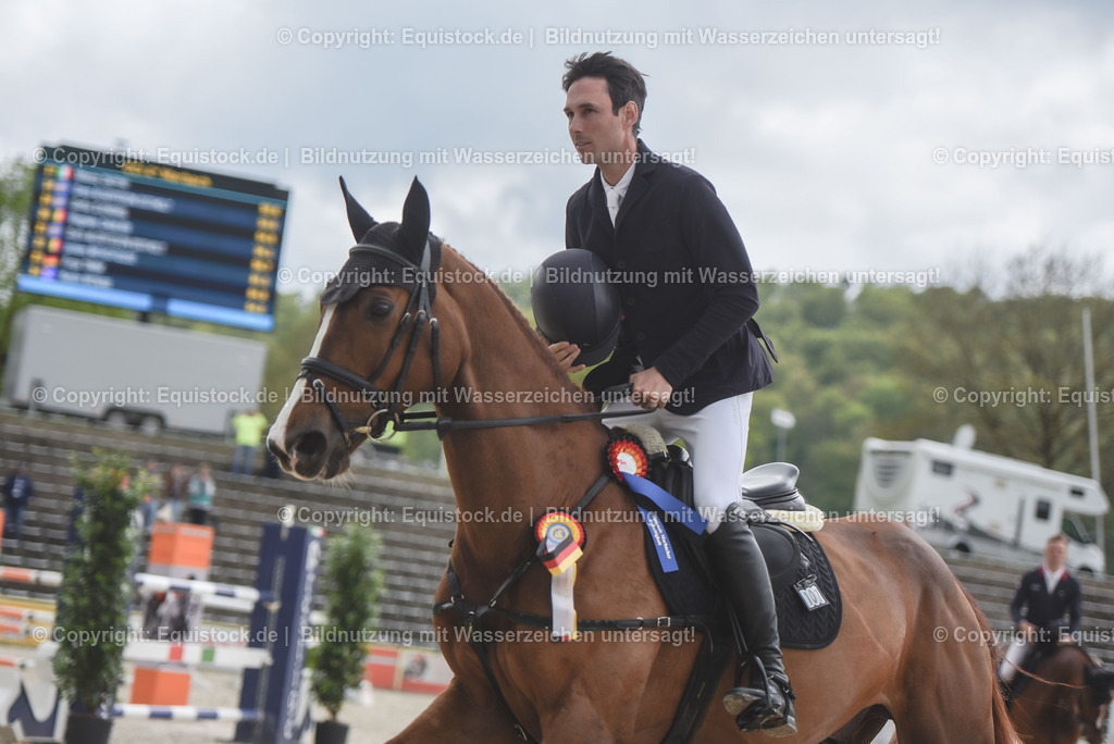 20230514_CCI4_Springen_0480 | equistock