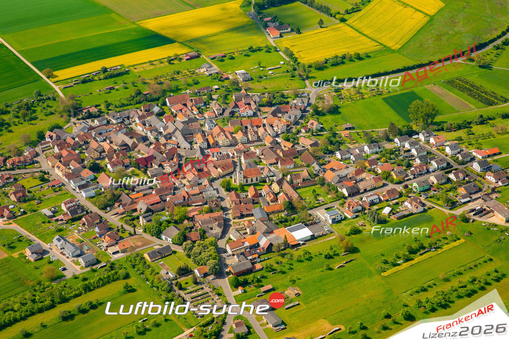 Das Luftbild zeigt : Altbessingen Arnstein - Die Luftaufnahme wurde 2024 vom UL-Flugzeug aus erstellt ( keine Drohne ) - Hochauflösende Luftaufnahme - Für grossformatige Ausdrucke geeignet. Die Geschenkidee !Mit Lizenz und Bildrechte bestellbar