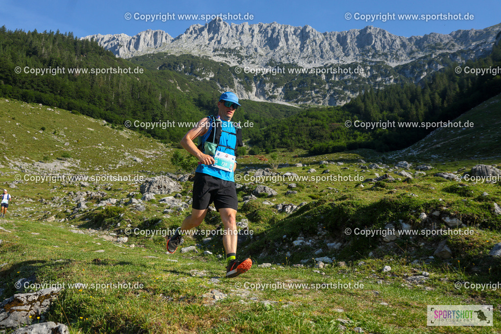 TRAA6281 | #kaiserkronetrail2026 #wilderkaiser #risewiththemountain@wilder.kaiser @scheffau.belebt @mammut #kaiserkronetrail #wilderkaiser #trailrunning #visittirol #inechtnochschöner #RisewiththeMountain #sportshot_your_pictrs #yourpictrs #trailrunningmoments #racephotos #kaiserkronetrail_official