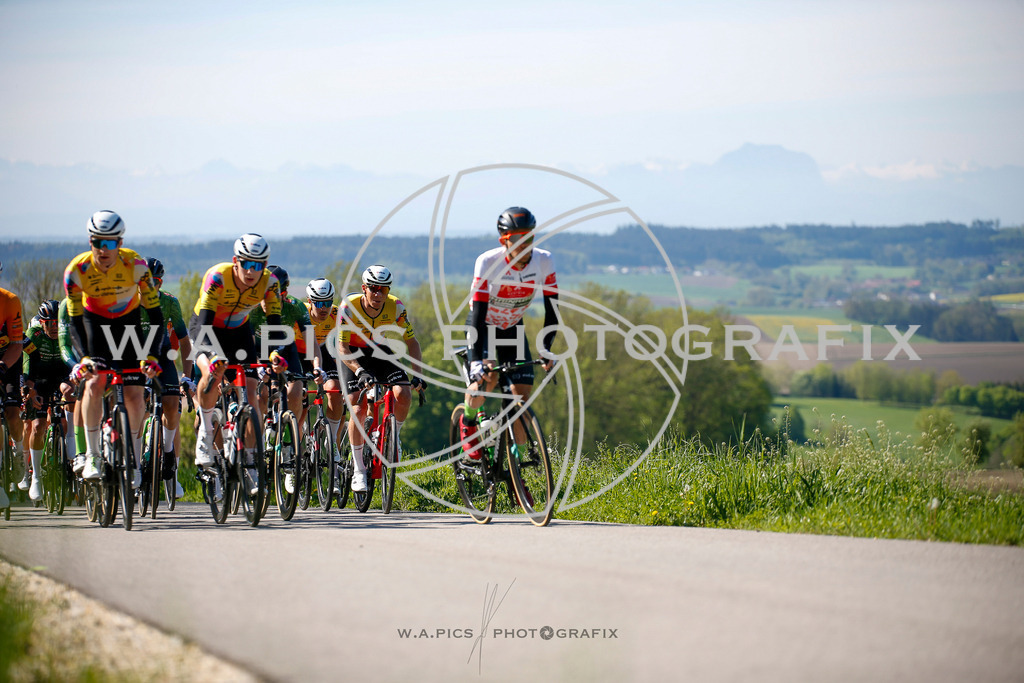 ..... | WELS, AUSTRIA, 27.April 24, 63 RAIFFEISEN KIRSCHBLÜTENRENNEN, Image shows: Photo: WAPICS / Andreas Willdoner
