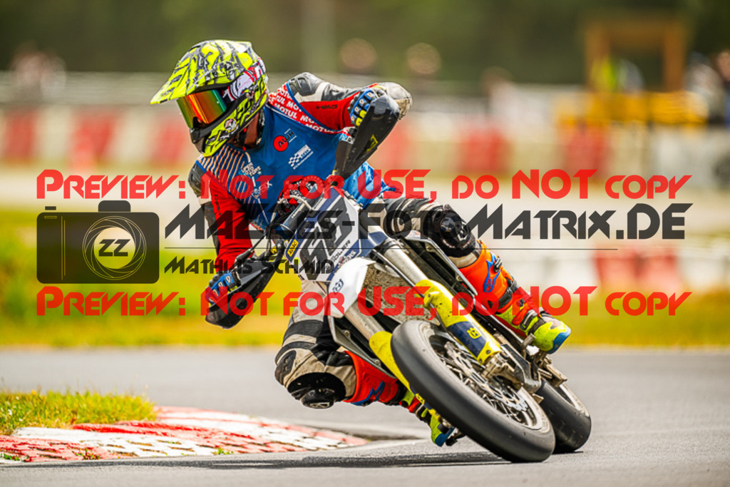 MaZZes_FotoMatrix_230702_8985 | UE40