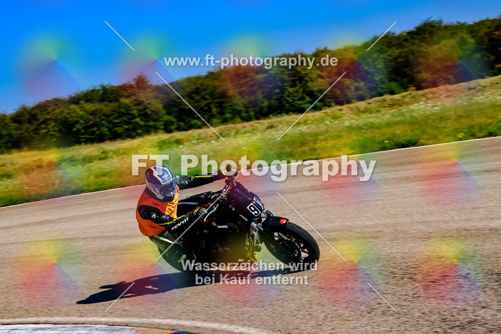 091-2952 | Hier findet Ihr Bilder von Touristenfahrten auf der Nürburgring Nordschleife oder von anderen Veranstaltungen die ich besucht habe. Viel Spass beim Durch Schauen 