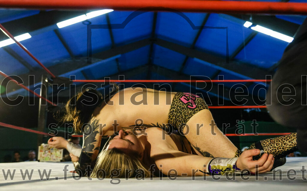 2023-03-11_022_EWS_Wrestling_ERDING | Erding, Deutschland, 11.03.2023:
Wrestling, Saison 2023, EWS Wrestling ERDING

Foto: Christian Riedel / fotografie-riedel.net