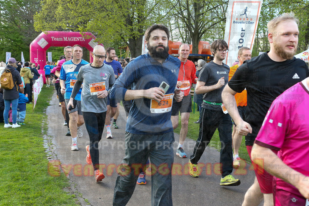 240403_1830_EX1_7301 | Sportfotografie im Rhein-Sieg Kreis, Köln, Bonn, NRW, Rheinland Pfalz, Hessen, etc. Unser Tätigkeitsfeld umfasst den Laufsport vom Volkslauf über den Marathon, Duathlon, Triathon bis zum Ultralauf wie Kölnpfad Ultra oder Schindertrail.