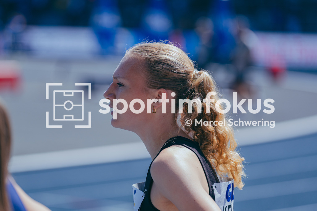 Deutsche Meisterschaften der Frauen und Männer 2026 | Shirley-Ann Keller, StG Olfen/Lüdinghausen, U20 4x400-Meter-Staffel, Deutsche Meisterschaften der Frauen und Männer 2026, Lohrheidestadion Bochum-Wattenscheid, 25.07.2026. Foto: Marcel Schwering / sportimfokus - Realisiert mit Pictrs.com