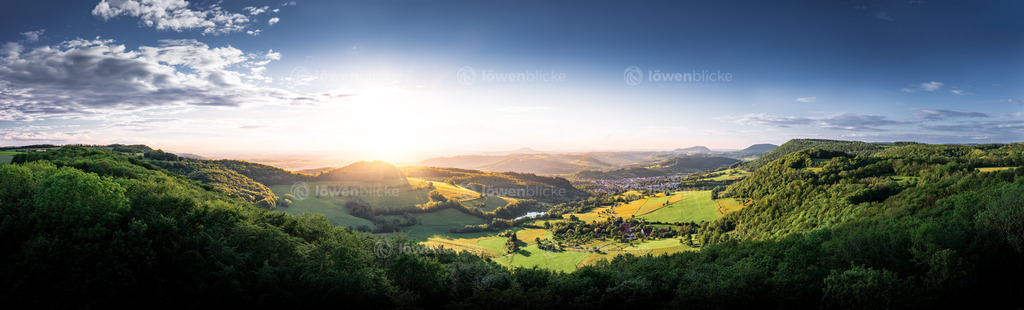 Donzdorf und Unterweckerstell im Sonnenuntergang | löwenblicke | shop