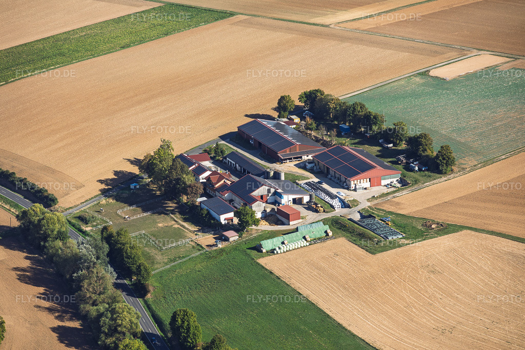 Luftbild: Sonnenhof im Ortsteil Mosbach in Schaafheim im Bundesland Hessen in Deutschland. – Foto: IMG_159136.jpg vom 22.09.2026 durch Werner Riehm/FLY-FOTO.de – Auflösung des Originals: 5900 x 3933 px