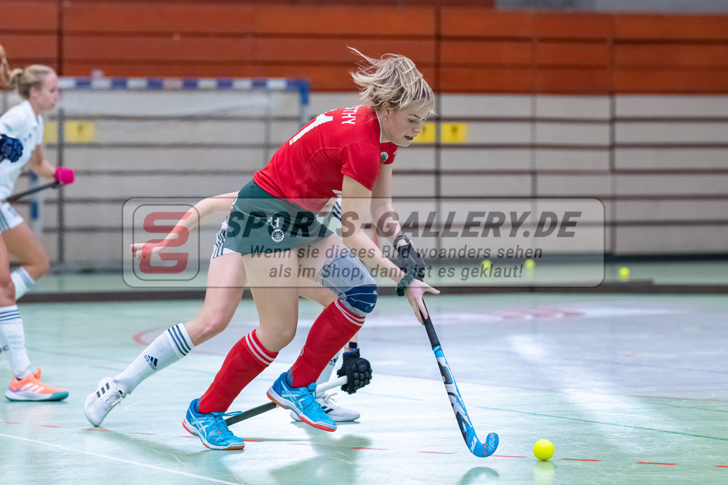 HK_20221126_101729 | 1. Bundesliga ( Halle ) Damen Crefelder HTC - Düsseldorfer HC am 27.11.2022 Crefelder HTC, Krefeld , Alina Pasthy ( Crefelder HTC #11 )