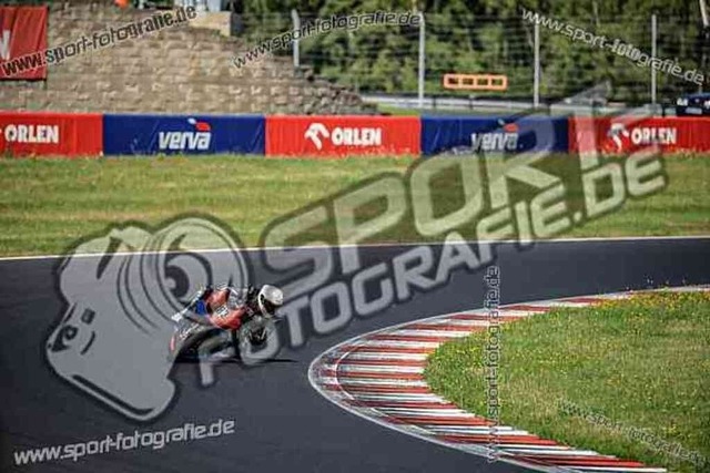 pubi0229 | Professionelle Fotos von Sportveranstaltungen, aber auch Hochzeiten und anderen Events. - Realisiert mit Pictrs.com