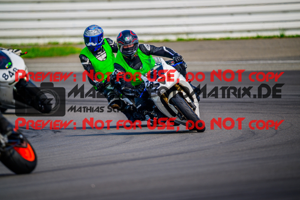 MaZZes_Fotomatrix_20250609_6007705_3924 | INST