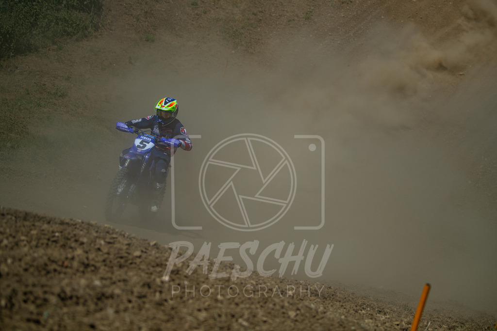 Se E+R (357) | Paeschuphoto Shop - Wer nicht sucht der auch nicht findet.Ob Motocrossbilder oder von einem besuchtem Spiel, Hauptsache Action. - Realisiert mit Pictrs.com