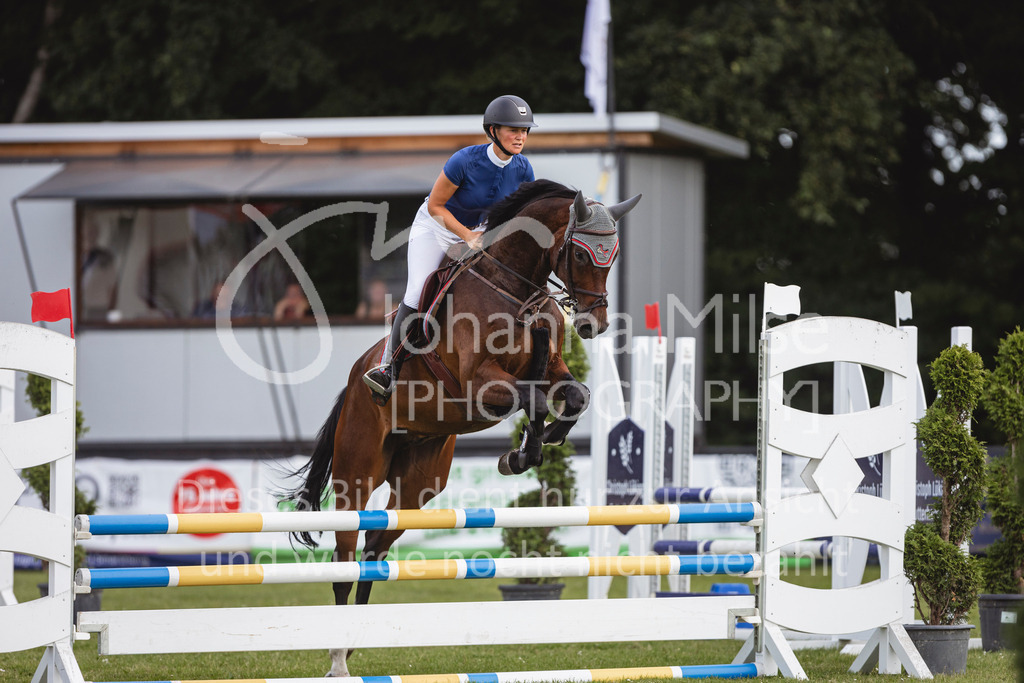 240719_LC_SprPf-A1-122 | Deine schönsten Turniermomente als professionelle Fotos! Entdecke hochwertige Pferdesport-Fotografie im Online-Shop. Jetzt Fotos finden & bestellen!