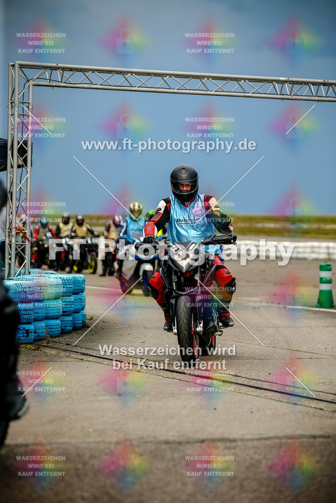 Chambley Juli-1296 | Hier findet Ihr Bilder von Touristenfahrten auf der Nürburgring Nordschleife oder von anderen Veranstaltungen die ich besucht habe. Viel Spass beim Durch Schauen 