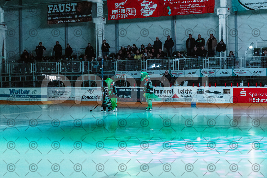 Alligators_vs_Deggendorf_30_11_2025-006 | Höchstadt Alligators Fotogalerie: Eishockey-Action aus Franken. Professionelle Spielfotos, Portraits & Stadionbilder zum Download. Jetzt entdecken! - Realisiert mit Pictrs.com
