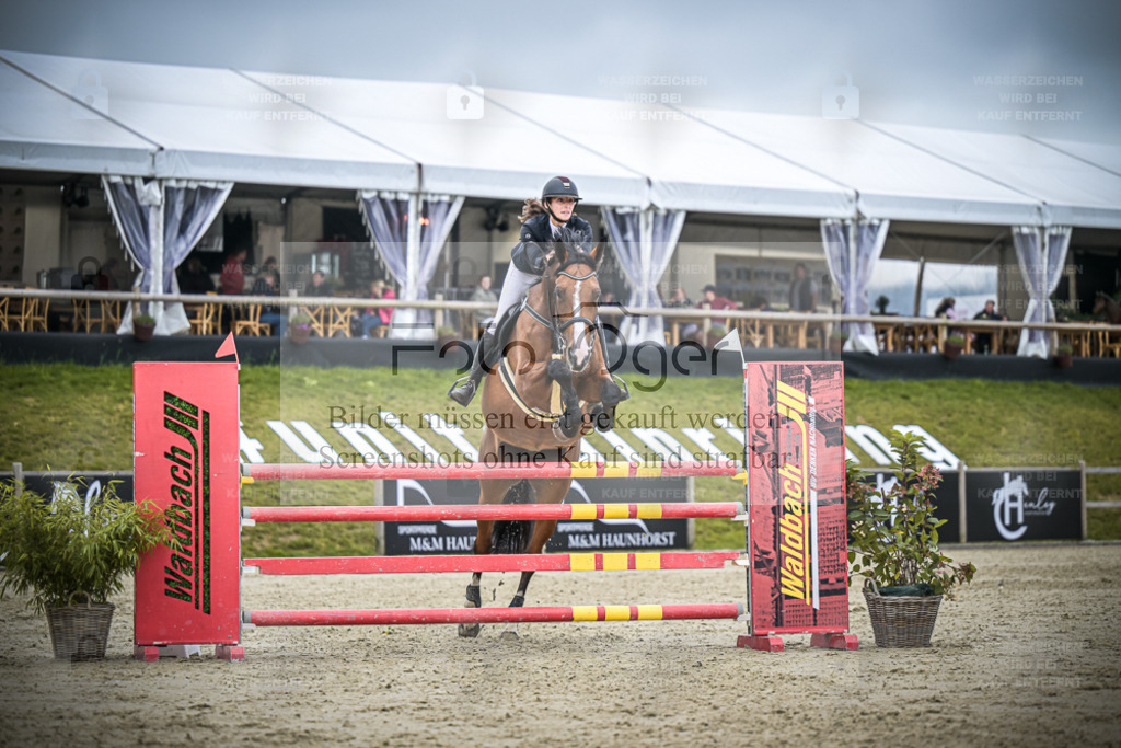 DOS_2705 | Entdecke hochwertige Reitturnierfotos von Foto Oger. Professionell, emotional und authentisch – jetzt Lieblingsmomente im Shop bestellen. - Realisiert mit Pictrs.com