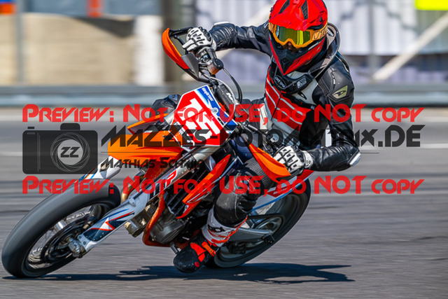 MaZZes_FotoMatrix_230527_8524 | S4