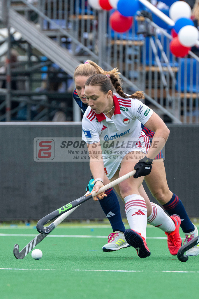 Final4_20240518-1147-0032 | Bonn, Deutschland, 18.05.2024:  in Aktion waehrend des Spiels der Deutsche Feldhockey-Meisterschaften 2024 zwischen Final 4 Damen Rot Weiss Köln - Mannheimer HC im Bonner THV am 18.05.2024 in Bonn, Deutschland. (Foto von Stephan Fehrmann)

Bonn, Germany, 18.05.2024:  in action during the game of Deutsche Feldhockey-Meisterschaften 2024 between Final 4 Damen Rot Weiss Köln - Mannheimer HC in Bonner THV at 18.05.2024 in Bonn, Deutschland. (Foto from Stephan Fehrmann)