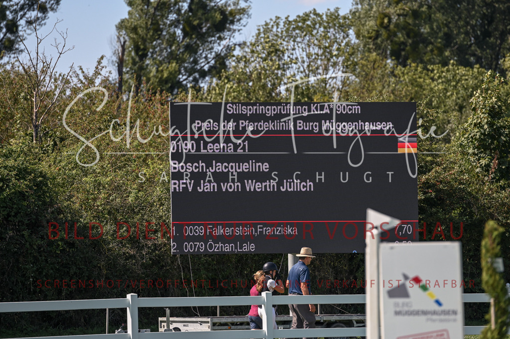 Schugtsche-Düren.2024-06.Stilspringprf.A_-23 | Schugtsche Fotografie - Realisiert mit Pictrs.com