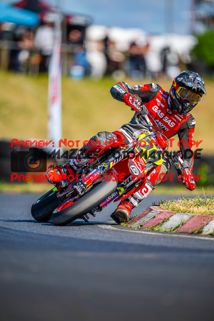 MaZZes_FotoMatrix_220529_5760 | Fotograf Mathias Schmid
Sportfotograf,
Eventfotograf,
Hochzeitsfotograf,
Portraitfotograf