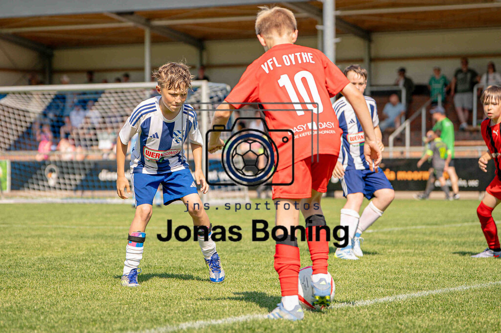 Fußball I E-Junioren I Saison 2025-2026 I OM-Cup Lüsche I Samstag  I 23068 | jns.sportfotos - Realisiert mit Pictrs.com