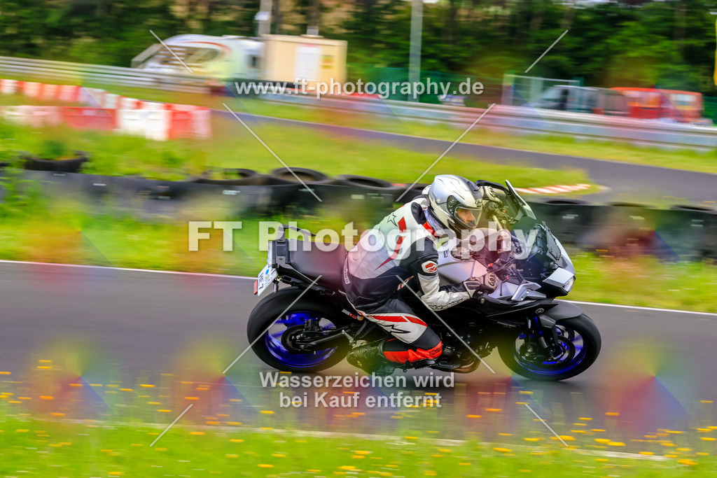 VBK-7565 | Hier findet Ihr Bilder von Touristenfahrten auf der Nürburgring Nordschleife oder von anderen Veranstaltungen die ich besucht habe. Viel Spass beim Durch Schauen 