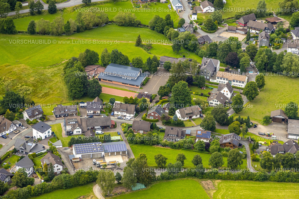 BadBerleburg240710327 | Luftbild, Grundschule im Odeborntal und Waldorfkindertagesstätte Sonnenblume, Kita Kindergarten, Wemlighausen, Bad Berleburg, Wittgensteiner Land, Nordrhein-Westfalen, Deutschland
