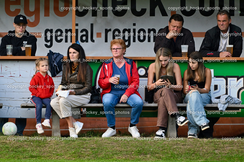FC ASKÖ Gmünd vs. Union Matrei  | Obfrau FC Gmünd Vizepräsidentin Kärntner Fussballverband Tamara Krammer, Besucher Sportplatz FC Gmünd, FC ASKÖ Gmünd vs. Union Matrei , FC ASKÖ Gmünd vs. Union Matrei  am 21.09.2024 in Gmünd (Sportplatz Gmünd), Austria, (Photo by Bernd Stefan)