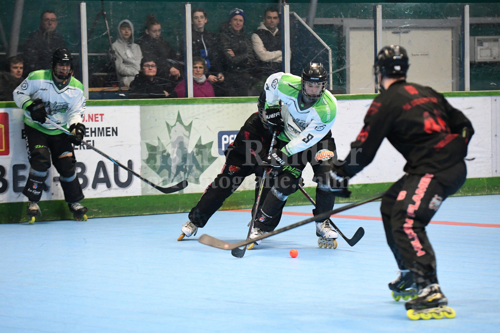 Deggendorf Pflanz : Hilden Flames | 2. Bundesliga Debütant: Simon Edelmann (Deggendorf Pflanz Herren 1) - Realisiert mit Pictrs.com