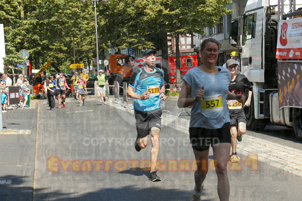 250621_1049_EX1_2771 | Sportfotografie im Rhein-Sieg Kreis, Köln, Bonn, NRW, Rheinland Pfalz, Hessen, etc. Unser Tätigkeitsfeld umfasst den Laufsport vom Volkslauf über den Marathon, Duathlon, Triathon bis zum Ultralauf wie Kölnpfad Ultra oder Schindertrail.