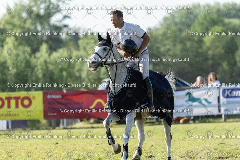 CL5A6572 | Emilia Reinking Fotografie - Realisiert mit Pictrs.com