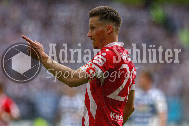 03.05.2026, GER, Fussball, Herren, 3. Liga, Saison 2025/2026, MSV Duisburg - FC Energie Cottbus | Axel Borgmann (Cottbus) gestikuliert, Gestik 