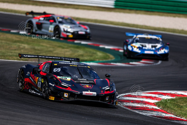 DTM225_052315072307128JS_JS | DTM, 3. + 4. Rennen Lausitzring 2025 - Foto: Gruppe C Photography; #69 Ferrari 296 GT3, EMIL FREY RACING: Thierry Vermeulen - Realisiert mit Pictrs.com