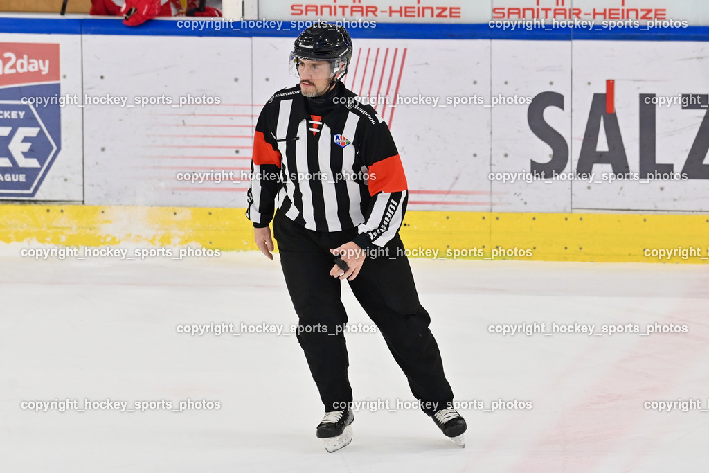 RED BULL HOCKEY JUNIORS vs. EK DIE ZELLER EISBÄREN | RUETZ Matthias Referee, RED BULL HOCKEY JUNIORS vs. EK DIE ZELLER EISBÄREN, RED BULL HOCKEY JUNIORS vs. EK DIE ZELLER EISBÄREN am 14.01.2025 in Salzburg (Eisarena Salzburg), Austria, (Photo by Bernd Stefan)