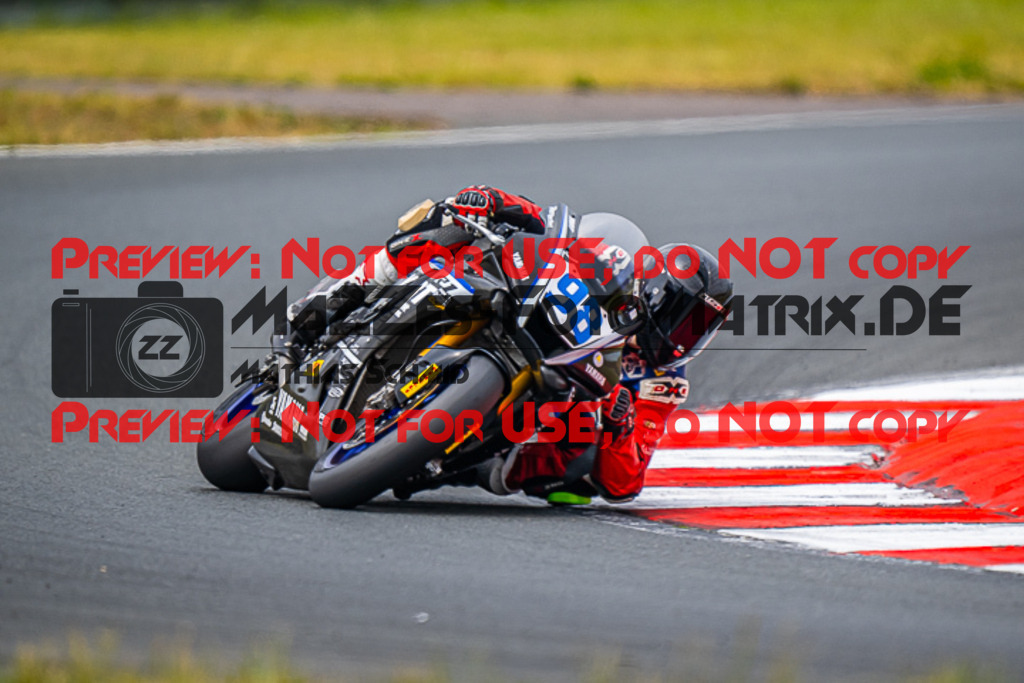 MaZZes_FotoMatrix_220520_4623 | Fotograf Mathias Schmid
Sportfotograf,
Eventfotograf,
Hochzeitsfotograf,
Portraitfotograf