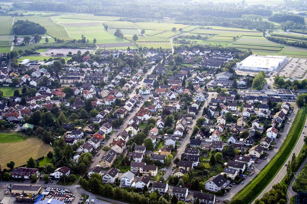 Luftbild: Vimbuch von Osten im Ortsteil Vimbuch in Bühl im Bundesland Baden-Württemberg in Deutschland. Foto: IMG_3904.jpg vom 10.09.2006 durch Werner Riehm/FLY-FOTO.de