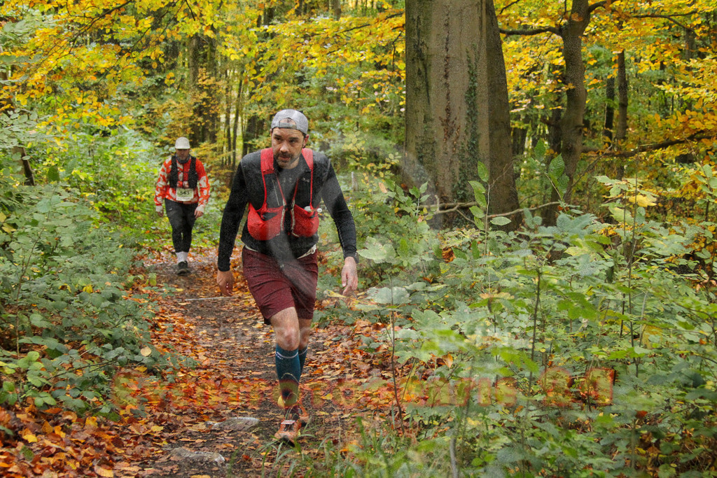 251026_1253_EV4_6036 | Sportfotografie im Rhein-Sieg Kreis, Köln, Bonn, NRW, Rheinland Pfalz, Hessen, etc. Unser Tätigkeitsfeld umfasst den Laufsport vom Volkslauf über den Marathon, Duathlon, Triathon bis zum Ultralauf wie Kölnpfad Ultra oder Schindertrail.