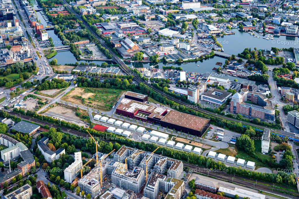 Hamburg_Rothenburgsort_ELS_6033200925 | HAMBURG 20.09.2025 Entwicklungsgebiet "Neuer Huckepackbahnhof der Industriebrache an der Billstraße im Stadtteil Rothenburgsort in Hamburg. // Development area "New piggyback station on the industrial wasteland at Billstrasse in the Rothenburgsort district of Hamburg. Foto: Martin Elsen