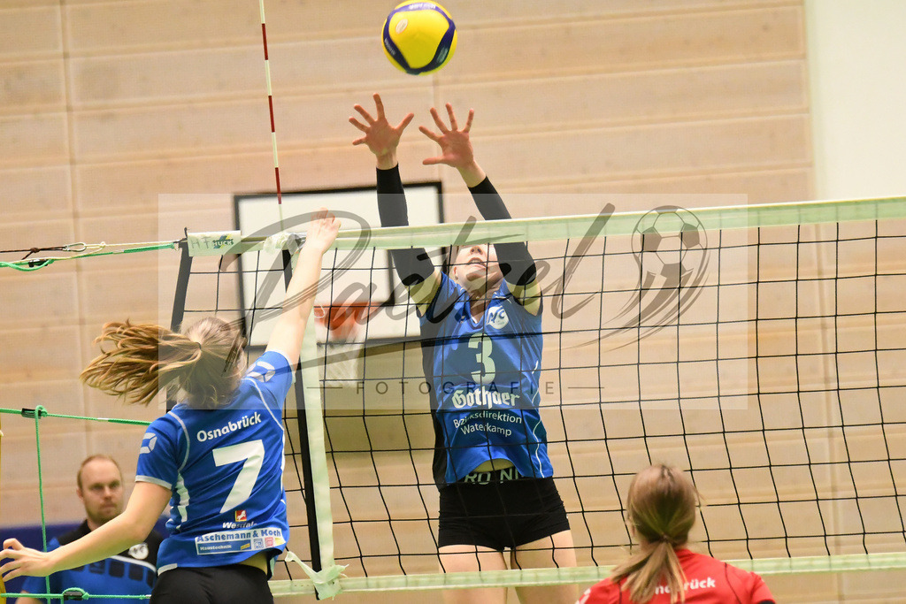 20200208_VCOASC_0040 | Volleyball, Frauen:   waehrend des Spiels der Regionalliga NordWest zwischen VC Osnabrueck und ASC 46 Goettingen in der Schlosswall-Halle am 08.02.2020 in Osnabrueck, Deutschland. - Realisiert mit Pictrs.com