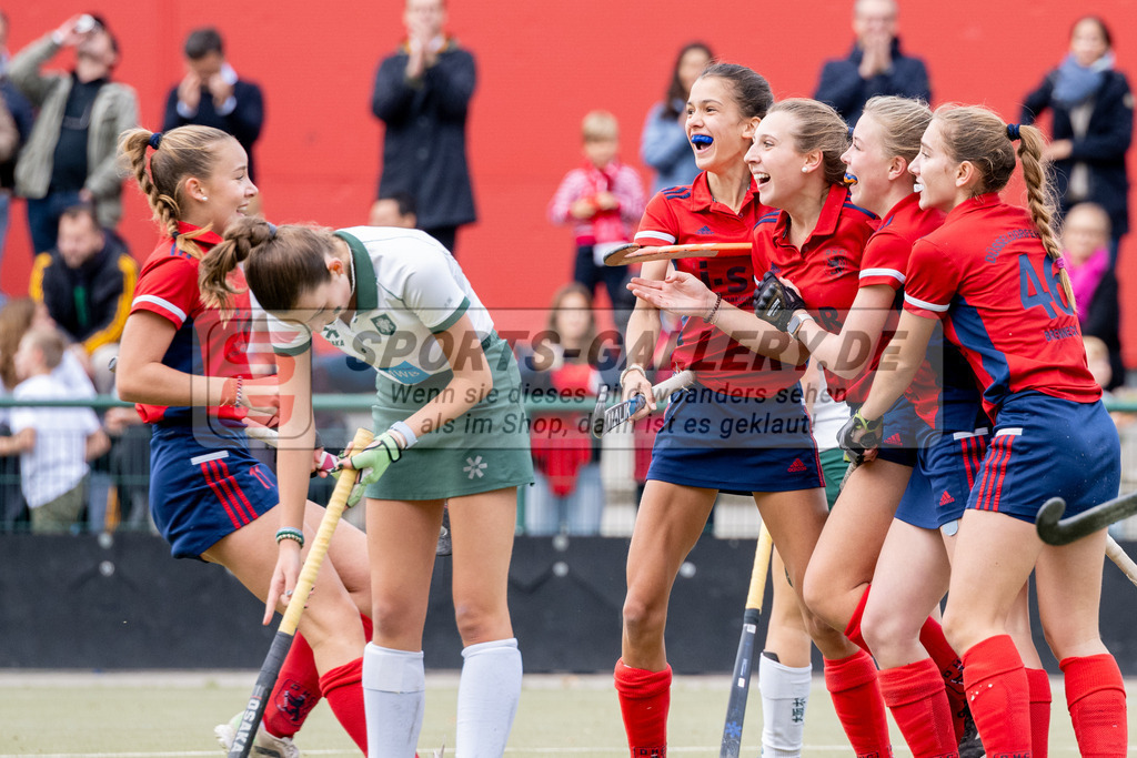 SFE_20231022_0124 | Deutsche Meisterschaft Weibliche U16 Finale Uhlenhorst Mülheim - Düsseldorfer HC am 22.10.2023 in Köln (Düsseldorfer Hockeyclub 1905 e.V.), Photo: Stephan Fehrmann 2023 (Sports-Gallery)